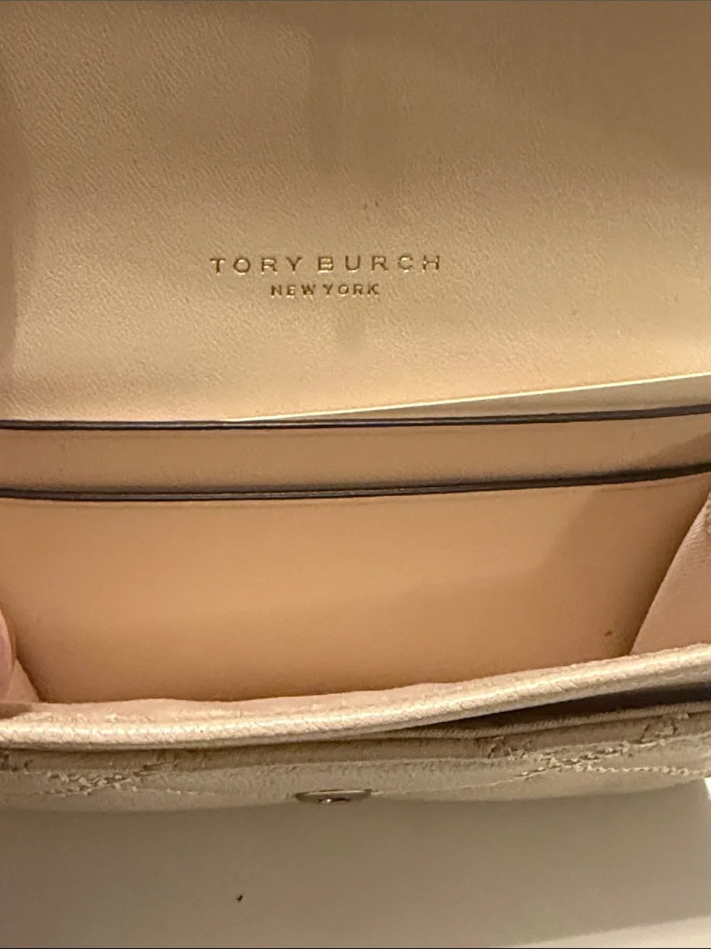 Tory Burch Willa Quilted Cream Leather Card Case with Gold Logo